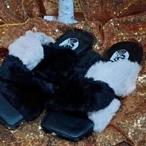 VHNY Criss Cross Black and Cream Faux Fur Slippers